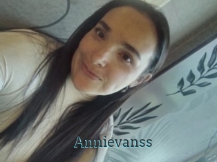 Annievanss