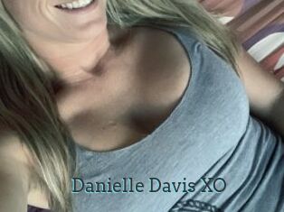 Danielle_Davis_XO