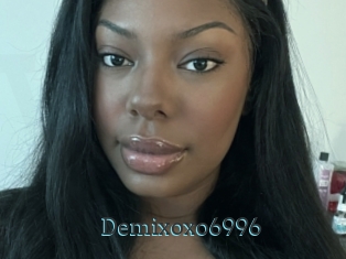 Demixoxo6996