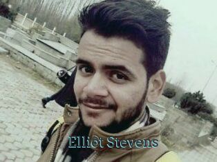 Elliot_Stevens
