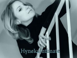 HynekaIntimate