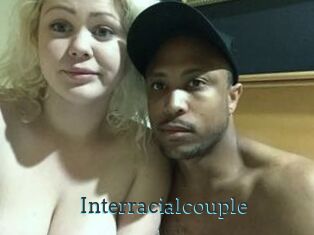 Interracial_couple_