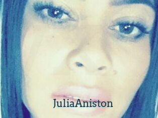 Julia_Aniston