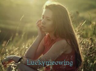 Luckymeowing