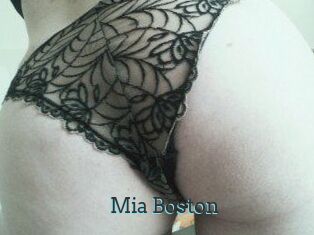 Mia_Boston