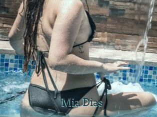 Mia_Dias