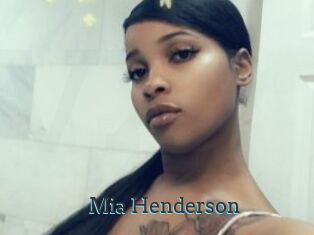 Mia_Henderson
