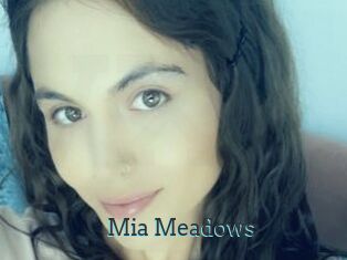 Mia_Meadows