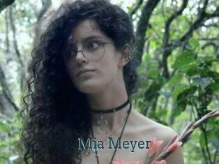 Mia_Meyer
