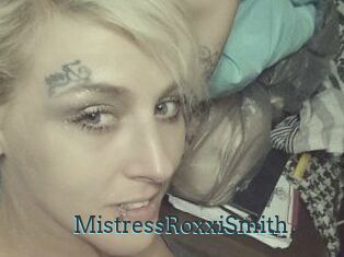 MistressRoxxiSmith
