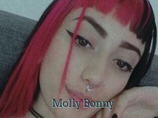 Molly_Bonny