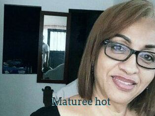 Maturee_hot