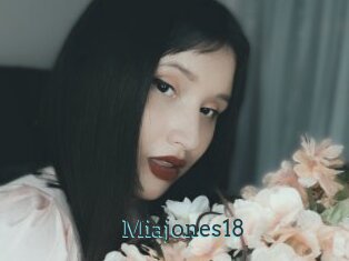 Miajones18