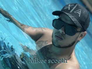 Mikee_scooth