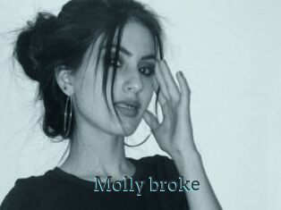 Molly_broke