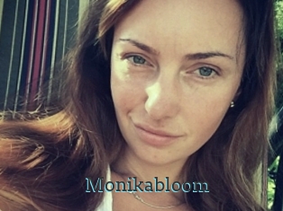 Monikabloom