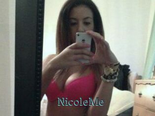 NicoleMe