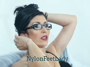NylonFeetLady