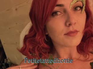 Petitetattedhottie