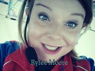 Rylee_Moore