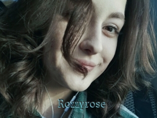 Rozzyrose
