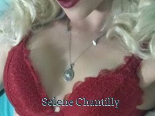 Selene_Chantilly