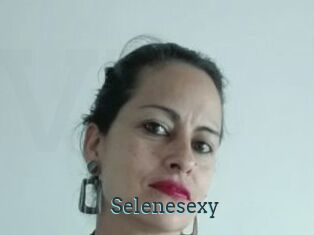 Selenesexy