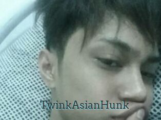 TwinkAsianHunk