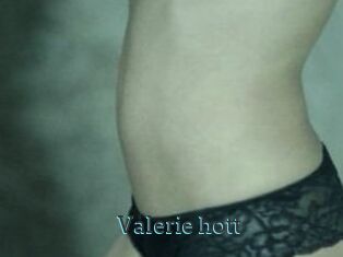 Valerie_hott